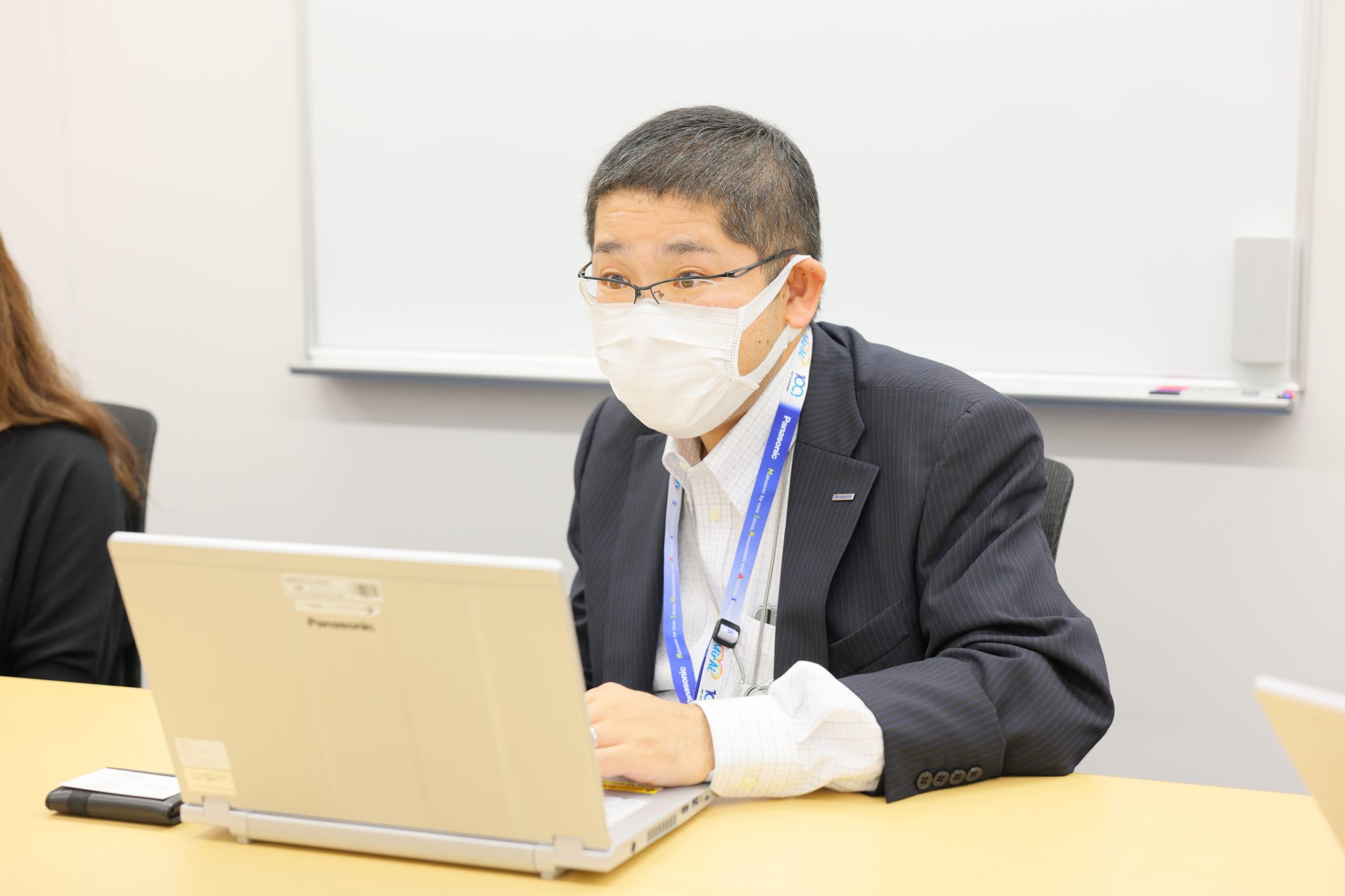 月間の問い合わせ2,000件を使い慣れたTeamsに集約化